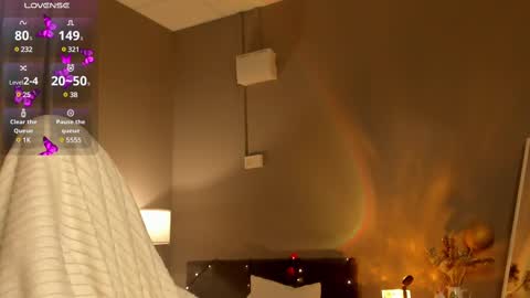 Vanessa Walters online show from February 2025 02:56:02 AM