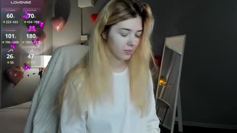 Vanessa Walters online show from March 2025 03:02:01 AM