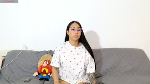 vanessaadol online show from May 2026 09:49:01 AM