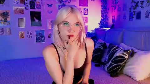 Vanessa online show from June 2026 02:51:01 PM
