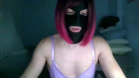 Snapshot of vanessacd chatting on November 2025 10:19:01 PM vanessacd online show from November 2025 10:19:01 PM