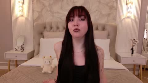 Snapshot of vanessafields chatting on October 2025 03:23:02 PM Vanessa online show from October 2025 03:23:02 PM