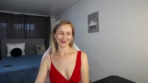 Vanessa  online show from June 2026 04:42:01 PM