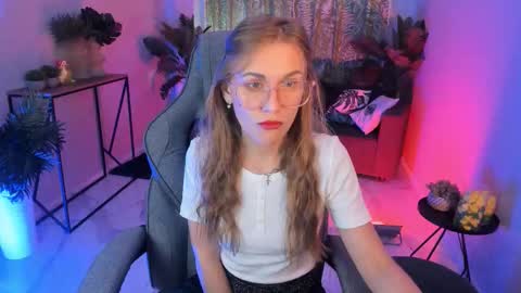 Snapshot of vanessamate chatting on October 2025 08:01:01 AM Vanessa online show from October 2025 08:01:01 AM