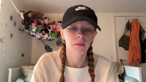 Vanessa  online show from March 2026 12:33:11 PM