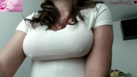 Vanesared2 online show from June 2026 02:12:02 PM