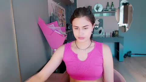 Snapshot of vanessatenderness chatting on June 2026 06:36:02 AM vanessatenderness online show from June 2026 06:36:02 AM