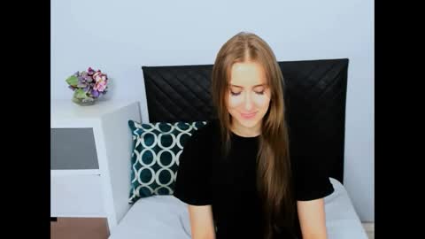 Snapshot of vanessatrue chatting on April 2026 07:22:01 PM VanessaTrue online show from April 2026 07:22:01 PM