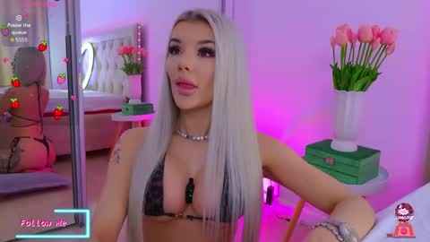 Vanessa online show from May 2026 02:33:01 PM