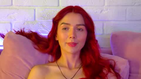 VanessaVienne online show from June 2026 05:17:02 PM