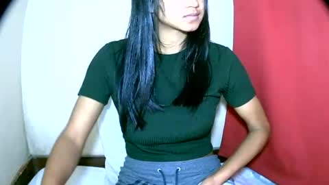 vanih27 online show from June 2026 07:02:01 PM