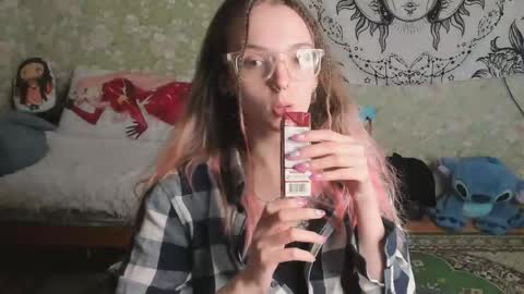 Adelina online show from May 2026 12:46:01 PM
