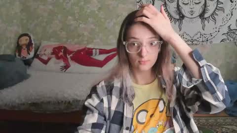 Adelina online show from May 2026 09:49:02 AM