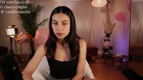 Annabet  online show from November 2025 12:33:01 AM