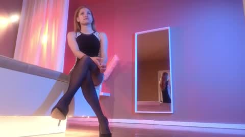 Laura online show from January 2026 05:17:02 PM