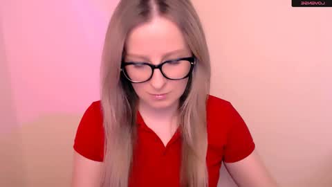 Mia online show from April 2026 10:57:02 AM