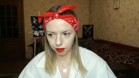 VanillaMuffin online show from January 2025 04:28:02 PM