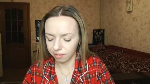 VanillaMuffin online show from February 2025 06:37:02 AM