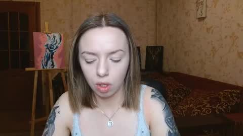 Snapshot of vanillamuffin chatting on March 2026 04:57:02 AM VanillaMuffin online show from March 2026 04:57:02 AM