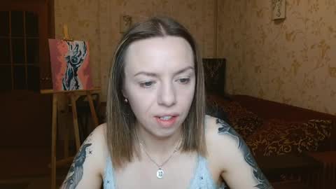 Snapshot of vanillamuffin chatting on April 2026 05:30:01 AM VanillaMuffin online show from April 2026 05:30:01 AM