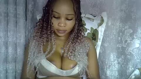 Snapshot of vanillavenus chatting on May 2026 01:51:02 PM vanillavenus online show from May 2026 01:51:02 PM