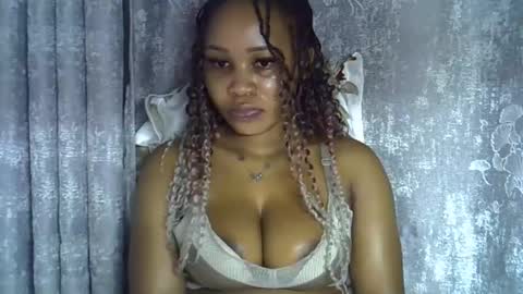 Snapshot of vanillavenus chatting on May 2026 10:08:02 PM vanillavenus online show from May 2026 10:08:02 PM