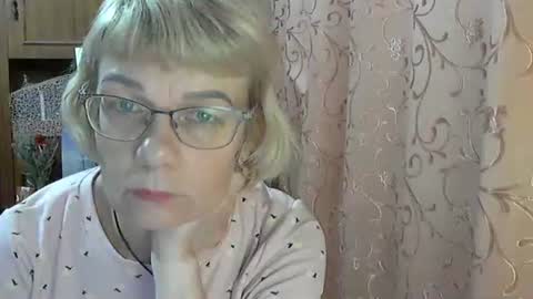 Snapshot of vanillaxcreamy chatting on December 2024 01:38:02 PM Vanillaxcreamy online show from December 2024 01:38:02 PM