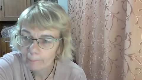 Snapshot of vanillaxcreamy chatting on December 2024 02:37:02 PM Vanillaxcreamy online show from December 2024 02:37:02 PM