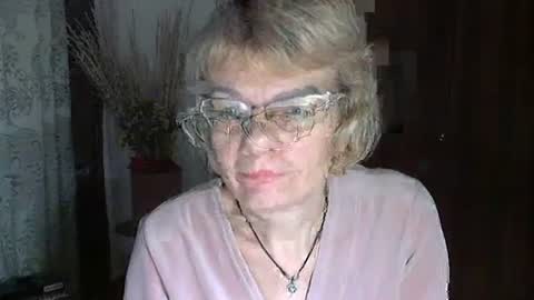 Snapshot of vanillaxcreamy chatting on January 2025 03:46:02 PM Vanillaxcreamy online show from January 2025 03:46:02 PM
