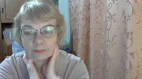Snapshot of vanillaxcreamy chatting on February 2025 03:31:02 PM Vanillaxcreamy online show from February 2025 03:31:02 PM
