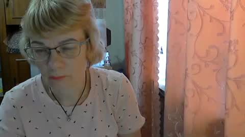 Snapshot of vanillaxcreamy chatting on March 2025 12:11:02 PM Vanillaxcreamy online show from March 2025 12:11:02 PM