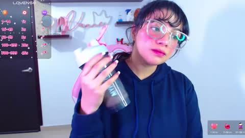 Vanesa online show from February 2025 10:11:02 PM