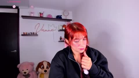 Vanesa online show from April 2026 08:15:01 PM