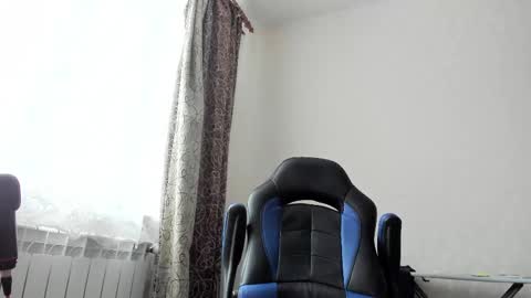 Snapshot of vano_822 chatting on March 2025 12:30:02 PM vano_822 online show from March 2025 12:30:02 PM