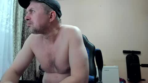 vano_822 online show from April 2026 04:37:02 PM