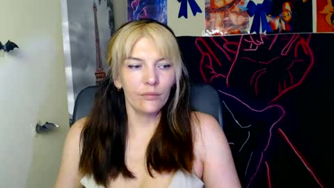 Vanessa online show from June 2026 06:24:02 AM
