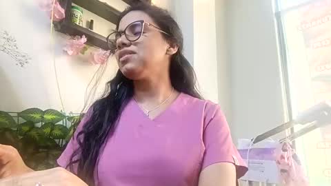 Snapshot of vanyxxxx chatting on November 2025 09:48:01 PM vanyxxxx online show from November 2025 09:48:01 PM