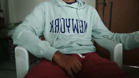 Snapshot of varunnvk chatting on December 2024 06:15:02 AM varunnvk online show from December 2024 06:15:02 AM