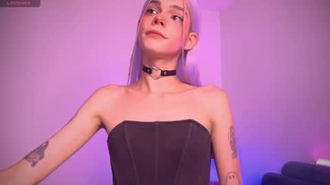 Snapshot of varya_ferreira chatting on March 2025 05:02:01 AM Varya Ferreira - independent model online show from March 2025 05:02:01 AM