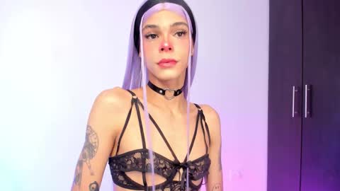 Snapshot of varya_ferreira chatting on October 2025 12:58:01 PM Varya Ferreira - independent model online show from October 2025 12:58:01 PM