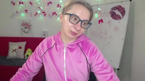 Snapshot of vasilisasii chatting on May 2026 05:14:01 AM Vasilisa online show from May 2026 05:14:01 AM