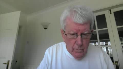 Snapshot of vassus chatting on March 2026 12:10:02 PM vassus online show from March 2026 12:10:02 PM