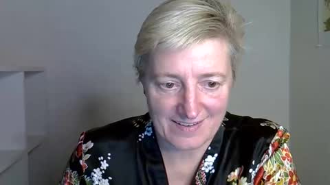 Snapshot of vea_motty chatting on November 2025 02:06:02 PM vea_motty online show from November 2025 02:06:02 PM