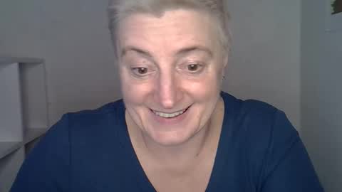 Snapshot of vea_motty chatting on February 2026 02:57:02 PM vea_motty online show from February 2026 02:57:02 PM