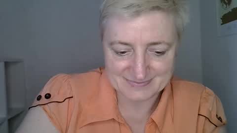 Snapshot of vea_motty chatting on March 2026 01:24:01 PM vea_motty online show from March 2026 01:24:01 PM