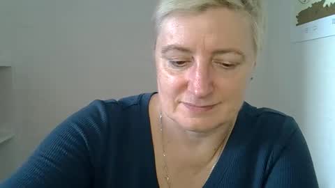 Snapshot of vea_motty chatting on March 2026 08:09:02 AM vea_motty online show from March 2026 08:09:02 AM