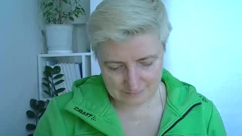 Snapshot of vea_motty chatting on March 2026 02:31:02 PM vea_motty online show from March 2026 02:31:02 PM