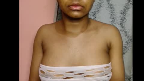 vee62 online show from March 2026 01:34:02 AM