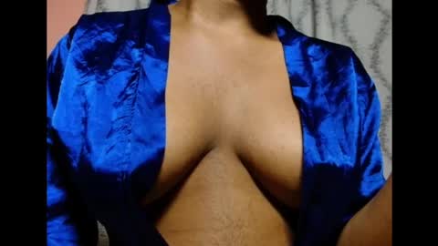 vee62 online show from June 2026 01:04:01 AM
