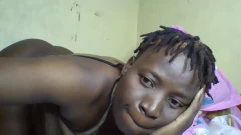 Snapshot of vee_tommy chatting on December 2024 09:51:01 PM Vee tommy online show from December 2024 09:51:01 PM